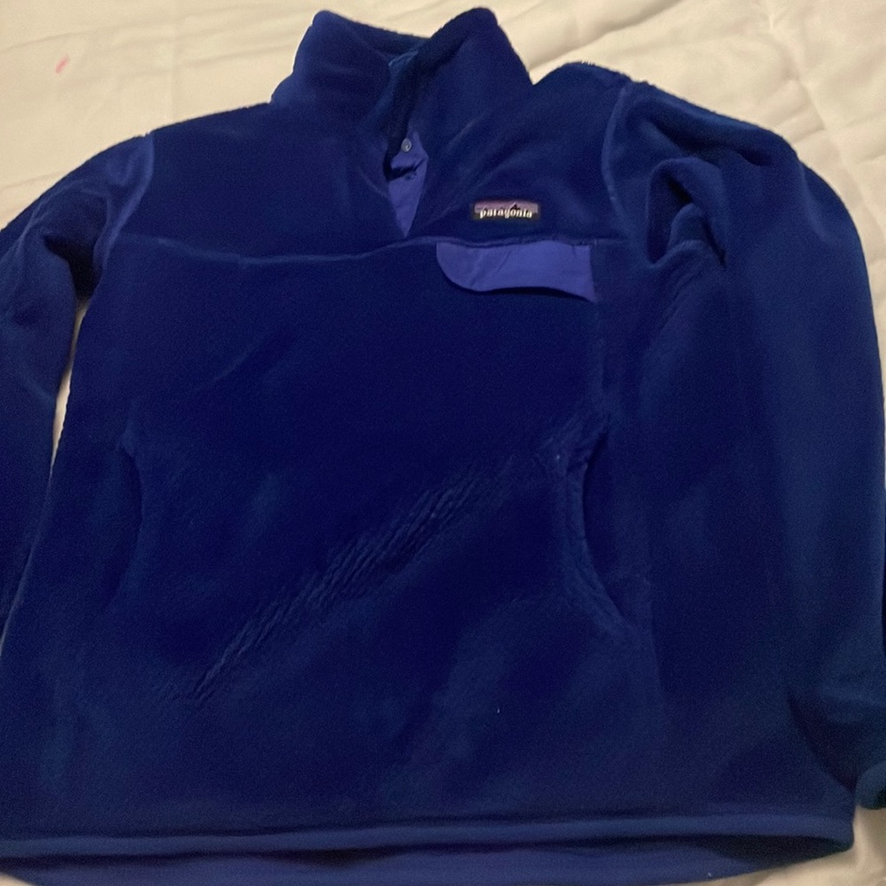 Patagonia fleece jacket.